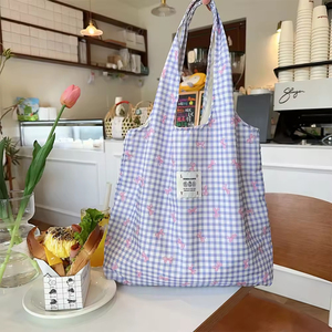 Bolsa de Mano de Lona con Estampado Simple y Capacidad Media, Bolsa de Compras Abierta con Logotipo Personalizado, Moderna y Portátil para Uso Diario - Product Image 2