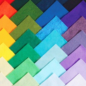 โรงงานขายส่งผ้าใยสังเคราะห์โพลีเอสเตอร์ 100% แบบเจาะเข็มชนิดไม่ทอ - Product Image 5