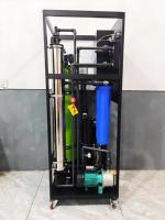Machine de purification d'eau mobile sur chariot 250L/H 500L/H – Équipement commercial compact pour eau pure à consommation directe