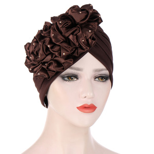 Nuevo Turbante Sharut con Flor Grande para Mujer - Pañuelo para la Cabeza de Algodón Indio con Apliques de Diamantes, Estilo Casual, Color Sólido - Product Image 4