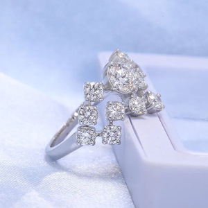 Anillo de Diamantes de Oro Blanco para Mujer Q326, Corte Brillante Redondo, Color G, Natural, Estilo Clásico de Compromiso - Product Image 4