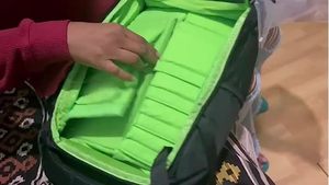 กระเป๋าเป้ใส่กล้องตัวอย่างฟรี, กระเป๋ากล้องกันกระแทกพร้อมสายคล้องขาตั้งกล้อง, สำหรับแล็ปท็อปขนาด 14 นิ้ว, กระเป๋าเป้ใส่กล้อง - Product Image 5