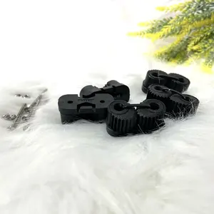 Bán Hot Nhà Máy Trực Tiếp Phổ Biến Biển Đen Nylon Cam Cleat