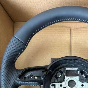 Volante de coche de cuero completo con costuras blancas y perforaciones parciales, con calefacción, para Audi <span class=keywords><strong>2013</strong></span> 2015 B8 A7 S5 Rs4 <span class=keywords><strong>s</strong></span> <span class=keywords><strong>Line</strong></span> A5 8t B9 S4 - Product Image 4