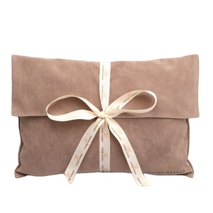 <span class=keywords><strong>Sac</strong></span> d'Emballage Cosmétique en Velours Satiné Beige avec Logo Personnalisé en Gros, <span class=keywords><strong>Sac</strong></span> à Poussière en Velours pour Parfum, Cheveux ou <span class=keywords><strong>Sac</strong></span> à Main, avec Lien - Product Image 1