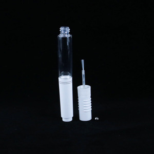 Auto Automobile 12ml Bouteille En Plastique Boule En Acier Brosse Cap Vide Mur Entretien De La <span class=keywords><strong>Voiture</strong></span> Réparation Des Rayures Retouche Peinture Stylo <span class=keywords><strong>Crayon</strong></span> Soins Voitures - Product Image 3