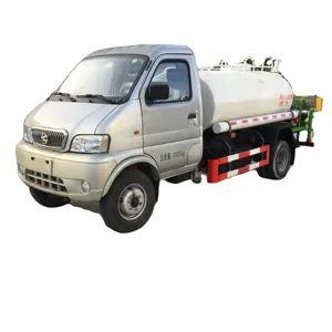 Dongfeng 4x2 Mini Wassertank wagen 2CBM/2000Liter Kleiner Wassertanker zu verkaufen