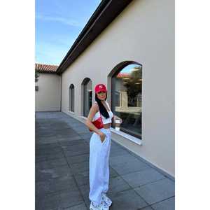 Pantalones Deportivos Básicos Grises para Mujer - Product Image 2