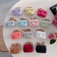 Tas Headset Mini Universal Bordir Rhomboid Gaya Korea dengan Rantai untuk AirPods Pro