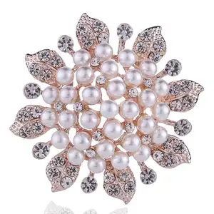 Women Rhinestone 3 Circle Brooch Scarf Buckle Simple Style Wedding Bouquet  Vintage Wedding Hijab Scarf Pin Up Buckle Broches From Lakesuperior, $1.23