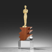Nouveau trophée de golf personnalisé Golden Star Sports Base en bois Awards pour les récompenses sportives souvenirs d'affaires