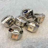 Jam Tangan Cincin Vintage Punk Kreatif Baru dengan Dial Elastis, Tali Jam Elastis, Jam Tangan Cincin Mini Hip Hop, Perak, Kuarsa, Paduan, Trendi