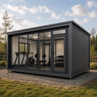 Unité de salle de sport en conteneur, grande façade vitrée, panneaux en acier nervuré, salle de fitness modulaire pour centre de fitness et entraînement
