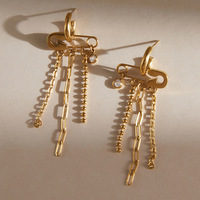 Boucles d'oreilles à pampilles en zircon avec clous, boucles d'oreilles haut de gamme en acier titane, clous en acier inoxydable, bijoux européens et américains