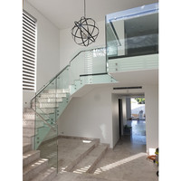 Système de balustrade en verre sans cadre en acier inoxydable 316 avec montants latéraux pour terrasses côtières et piscines