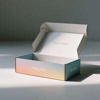 Échantillon gratuit Boîte à vêtements en carton ondulé plié Emballage couleur imprimé personnalisé Boîte en carton d'expédition à chaussures avec logo personnalisé