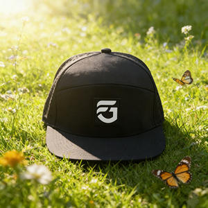 Gorra de Camionero de 6 Paneles de Alta Calidad con Logotipo de Goma de Silicona Personalizado, Visera Plana y Perforaciones Láser, Venta Caliente de Fábrica - Product Image 1