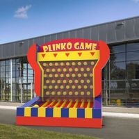 Vente d'usine attrayante, location commerciale, jeu de plinko gonflable en PVC, taille personnalisée pour enfants et adultes