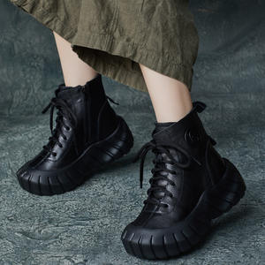 Nouvelles bottes Martin en cuir faites à la main de style britannique, bottes à plateforme, bottes légères à bout rond, chaussures - Product Image 3