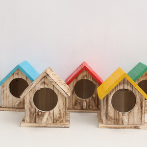 Marco de Madera para Pájaros, Mini Nido Colgante para Exteriores, Modelo YC-984121 - Product Image 1