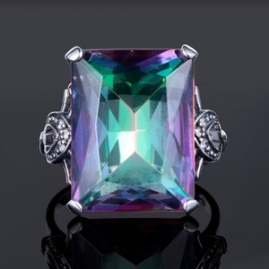 Anello colorato a forma quadrata, design in stile arcobaleno, gioielli da indossare tutti i giorni per le donne - Product Image 6