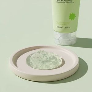 Limpiador Facial PURAMORIA de 100 ml con Niacinamida, Beta-glucano, Extracto de Hoja de Árbol de Té y <span class=keywords><strong>Aloe</strong></span> Barbadensis, Limpiador Suave - Product Image 3