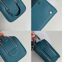 Sac de beauté cosmétique portable de voyage de grande capacité pratique à la mode en cuir PU de haute qualité avec fermeture éclair