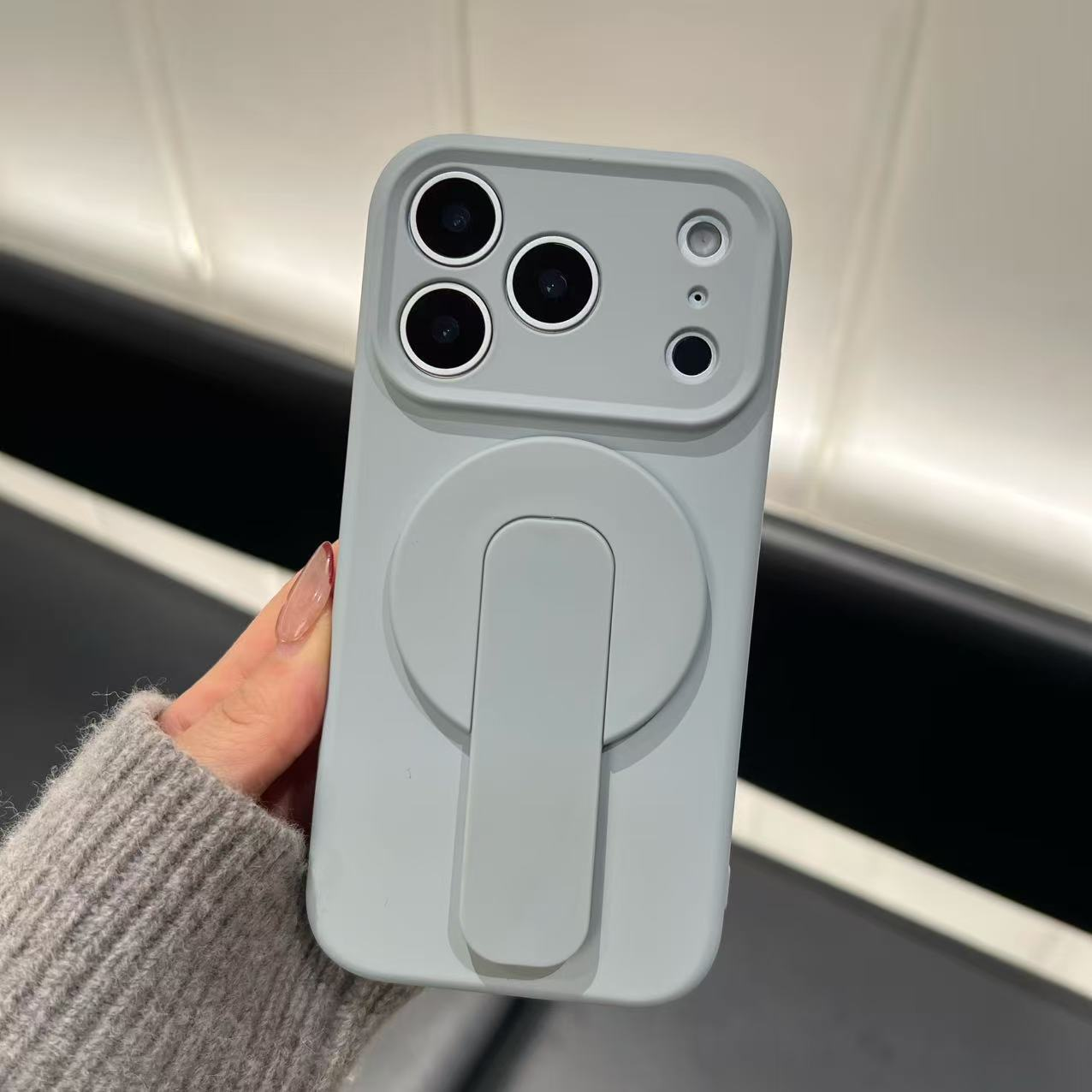 Gray Blue