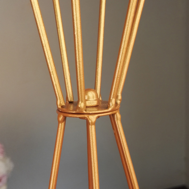 European Style Iron Road Guide Wedding Props Home Decoration Rustic Wedding Centerpieces