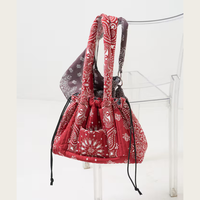 Sac fourre-tout matelassé à cordon de serrage motif Paisley, grande capacité, sac à bandoulière matelassé pour femme, sac de shopping réutilisable style bohème