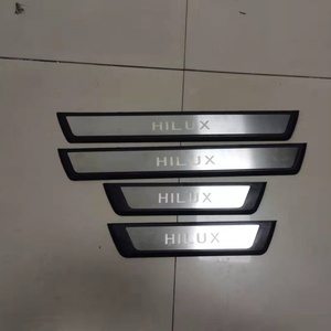 KQD Lujo 5D Cubierta Completa para Umbral de Puerta, Superficie Cromada, Material ABS con LED, 100% Compatible, Protección, Fácil Instalación para RUSH - Product Image 3