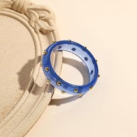 Bracelet à rivets géométriques Bracelet en plastique coloré personnalisé à la mode Bijoux pour femmes