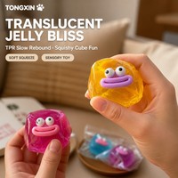 TONGXIN Vente en gros de jouets en TPR translucides en forme de cube, jouets à presser à récupération lente, empilables, anti-stress, mignons, personnalisables OEM