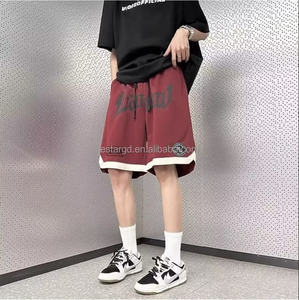 Short <span class=keywords><strong>de</strong></span> <span class=keywords><strong>basket</strong></span>-ball en poly double couche personnalisé Short <span class=keywords><strong>de</strong></span> réseau <span class=keywords><strong>de</strong></span> <span class=keywords><strong>salle</strong></span> <span class=keywords><strong>de</strong></span> fitness à sublimation personnalisé au design simple pour <span class=keywords><strong>homme</strong></span> - Product Image 4