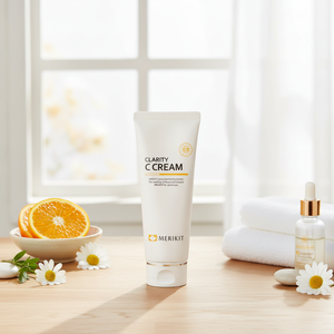 ครีมบำรุงผิวหน้า MERIKIT CLARITY C CREAM 210 มล. ผลิตภัณฑ์บำรุงผิวเพื่อความกระจ่างใส ช่วยให้ผิวขาวขึ้น ชุ่มชื้น เหมาะสำหรับผู้หญิงที่มีผิวผสม - Product Image 2