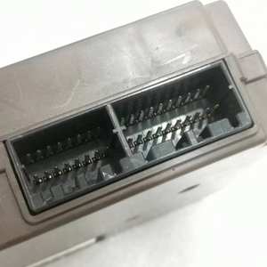 三菱パジェロモンテロIO H65 H76 H77 V66 V73 V75 V77 MR530222 8635A562と互換性のあるドアコントロールユニットセントラルロックリレー - Product Image 5