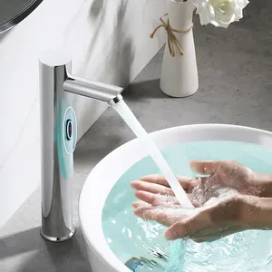 Rubinetto di automazione del bagno rubinetto a infrarossi rubinetto del bacino elettrico intelligente sensore di movimento rubinetti dell'acqua rubinetto del sensore automatico