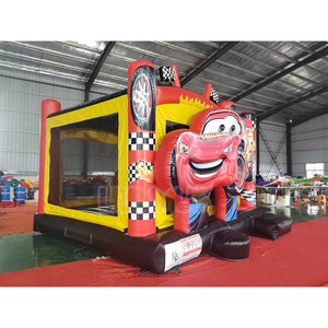Château gonflable commercial en PVC rouge Lightning McQueen avec toboggan, voitures de course, et parcours d'obstacles amusant - Product Image 2