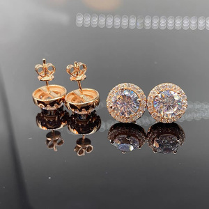 Pendientes unisex con diamante moissanita VVS, certificado GRA, chapados en oro, plata de ley 925, corte brillante redondo, engaste de garra, estilo Iced Out. - Product Image 4