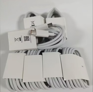 Cable de Carga Rápida Turbo USB Tipo C de 6A 120W/90W/67W/45W/33W para Teléfonos Móviles (<span class=keywords><strong>Mi</strong></span> 14/13/12/11 Pro Redmi Note 12/11 T Pro) - Product Image 1