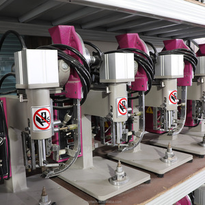 Автоматическое прикрепление кнопочного отверстия баннер занавес металлические отверстия штамповочная промышленная машина - Product Image 6