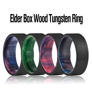 Anillos de carburo de tungsteno negro, barril de whisky, anillos de boda de madera - Product Image 6