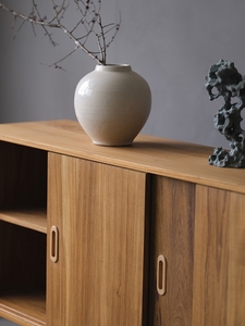 Mueble Auxiliar de Almacenamiento de Madera Maciza de Teca Birmana Estilo Antiguo para Sala de Estar y Comedor - Product Image 3