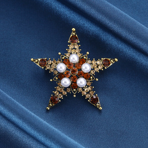 Broche en alliage pour enfants, style écusson de <span class=keywords><strong>sorcier</strong></span>, cravate de revers, motif Lion, cadeau pour fêtes <span class=keywords><strong>et</strong></span> mariages, accessoire vestimentaire - Product Image 4