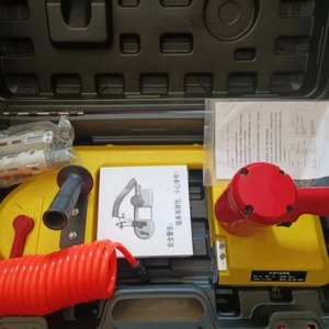 Cortadora Neumática de Rieles Fdj-120/200, Tipo Cizalla Recta, para Cortar Acero de 3.0 mm, Uso en la Industria de la Construcción - Product Image 1