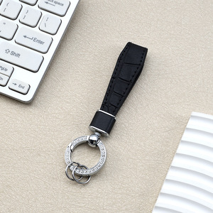 พวงกุญแจหนังสุดสร้างสรรค์พร้อมจี้รูปจระเข้และแหวนเพชรดีไซน์เบาหรูหรา - Product Image 2