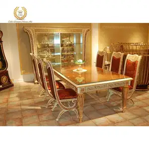 豪华 6 或 8 座长方形木制餐桌套装