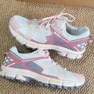 Zapatos deportivos de tacón cerrado de cuero genuino rosa con suela antideslizante y ligera, zapatos de cuero de lujo para mujer, informales, para caminar. - Product Image 6