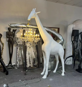 Elegante lámpara <span class=keywords><strong>de</strong></span> pie <span class=keywords><strong>de</strong></span> jirafa <span class=keywords><strong>de</strong></span> resina hecha a mano con candelabro <span class=keywords><strong>de</strong></span> cristal-<span class=keywords><strong>escultura</strong></span> artística con tema <span class=keywords><strong>de</strong></span> flores iluminación para interiores <span class=keywords><strong>de</strong></span> lujo - Product Image 2