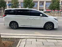 20212022 GAC Trumpchi M8 390T Luxury 7 Seater MPV Putih LHD Otomatis Bensin Mobil Bekas untuk Bisnis Afrika